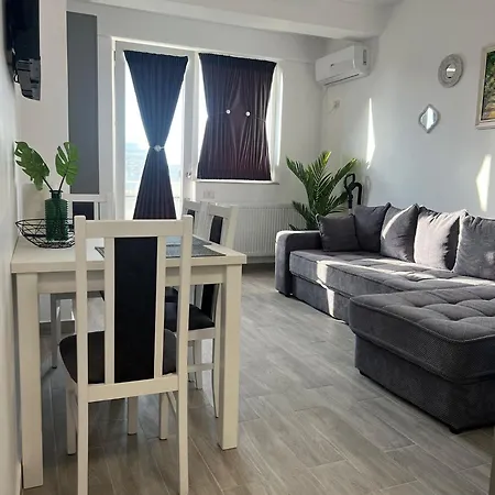 Onix D7 - 30 Apartmán 3*